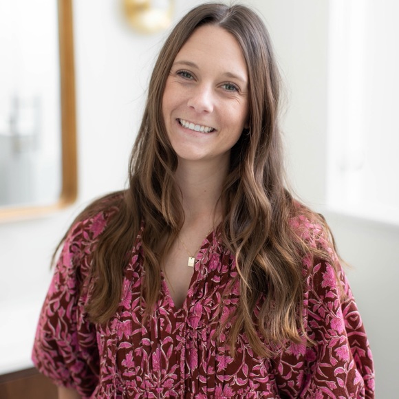 Meet your Posher, Madelynn - Picture 1 of 1